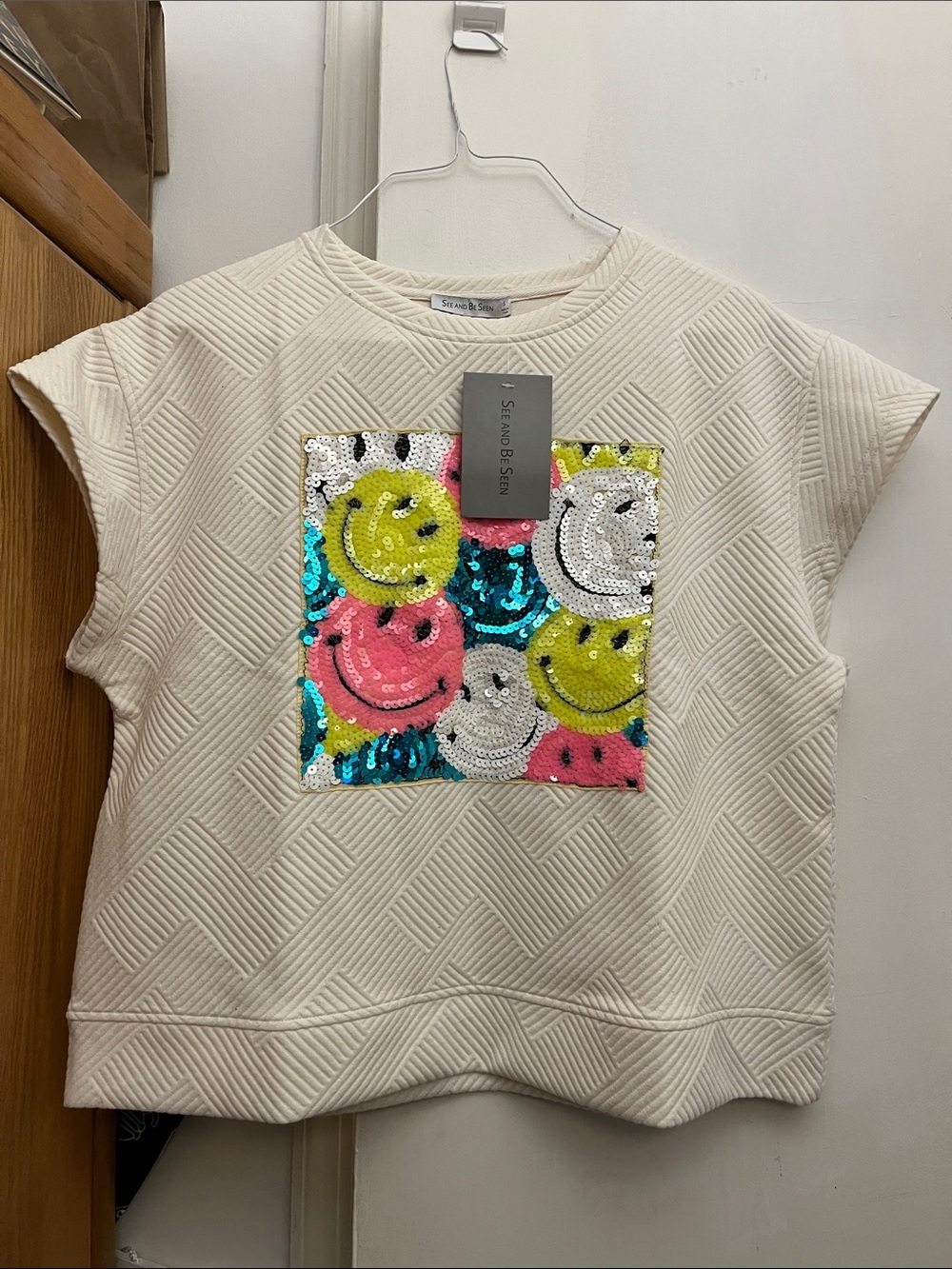She and Sky Cream Short Sleeve Quilted Tee with Colorful Sequin Smiles